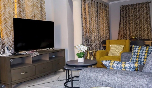 2BR Modern Apartment on West Terrace; 103