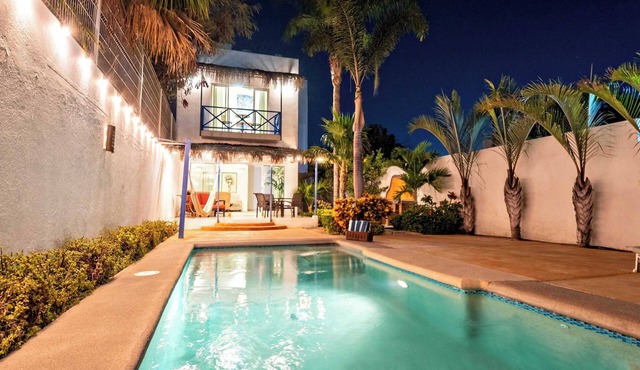 2BR · Steps to Malecón · Panoramic views · Private pool