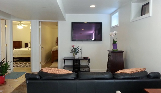 2BR Unit Walking to Georgetown Univercity DC MedStar Safe Super price