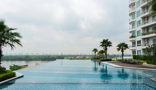 2BRs River Front Fully Furnished Apt