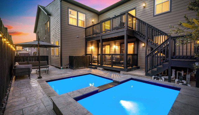 2Linkd Suites 9BR Ensuite Slps21 Pool&Spa Gated