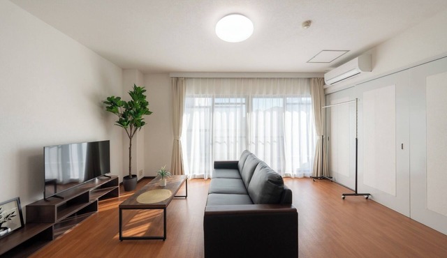 2minute walk from Osakako Station close to Universal Studios Japan and Kaiyukan Deluxe Family Sui/Osaka Ōsaka