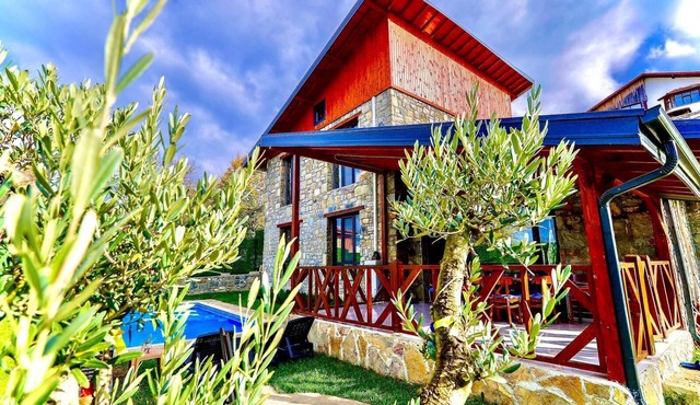 3+1 Private Pool-Heated Pool-Fireplace 6 Person Stone House in Sapanca Kuruçeşme