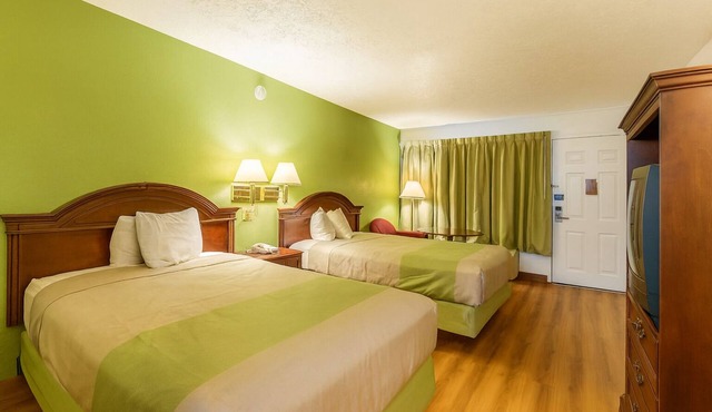 3 Affordable Edgewood Rooms w/Complimentary Breakfast & Easy I-95 Access