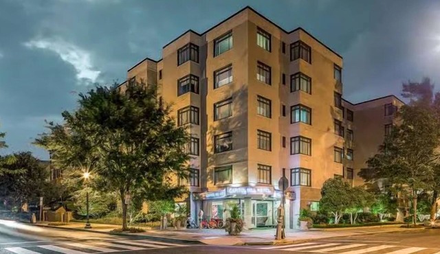 3 Amazing DC Suites w/Kitchenette Near Top Attractions & Monumental Landmarks