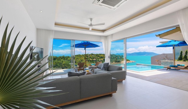 3 BED/4 BATH SINGLE-LEVEL BEACHSIDE, SEE- and MOUNTAIN VIEWS VILLA 'BB2'