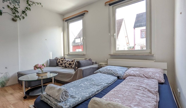 3 Bed Flat - Sleeps 6 - Pets - Parking - Wifi