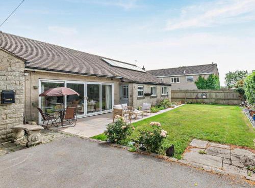 3 Bed in Bakewell oc-95419