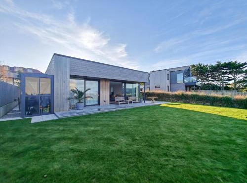 3 Bed in Constantine Bay oc-t34218