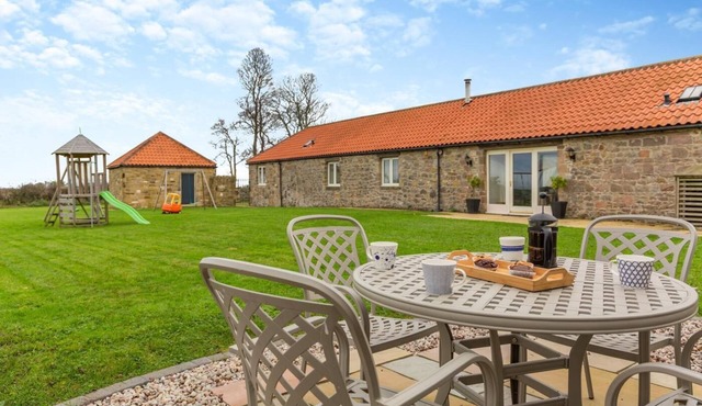 3 Bed in nr Beadnell (oc-cr1279)