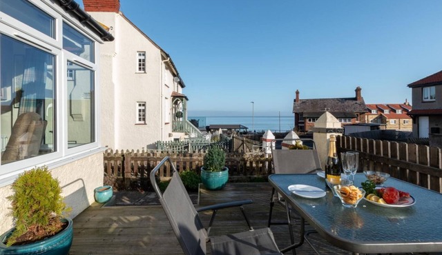 3 Bed in Sandsend (oc-wa241)