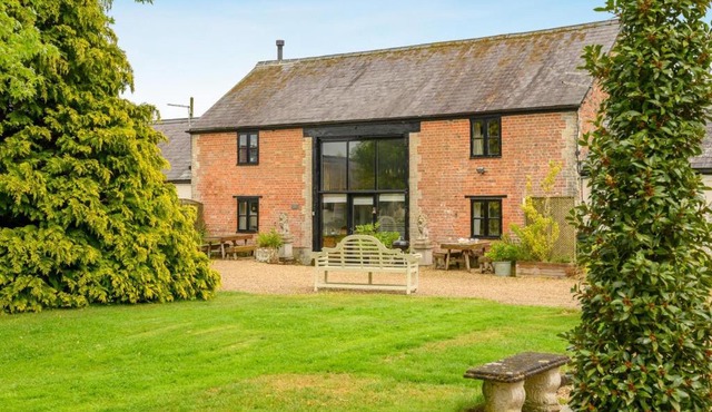 3 Bed in Shaftesbury oc-95685