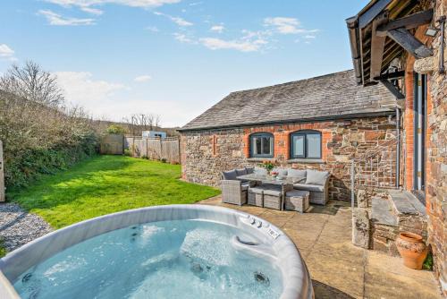 3 Bed in St. Gennys oc-d34631
