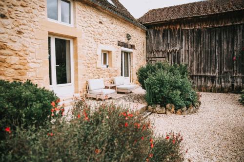 3 Bed - Sleeps 6 - Pool - Parking - Pet Friendly