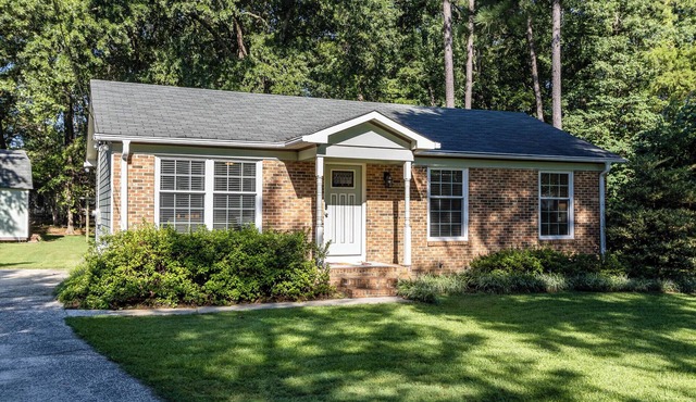 3 Bed Stylish, Bright, Peaceful South Durham Home