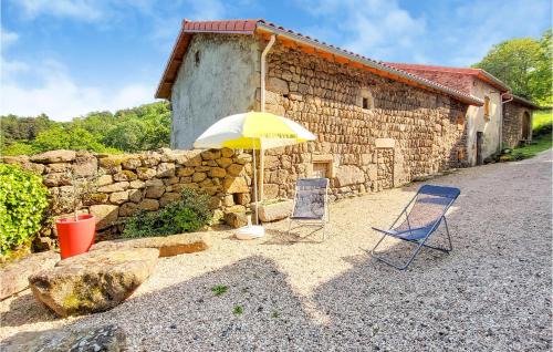 3 Bedroom Amazing Home In Essertines-En-Châtelne
