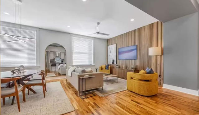 3 Bedroom 2 Bath Art Deco View