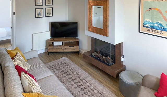 3 bedroom accommodation in Gorleston-on-Sea