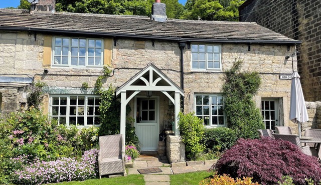 3 bedroom accommodation in Midgehole, Hebden Bridge