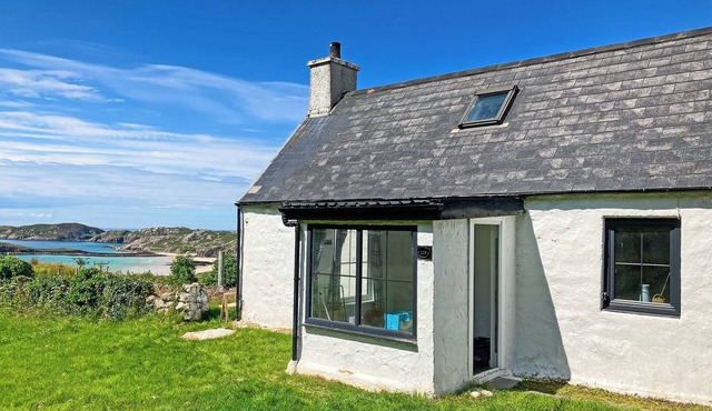 3 bedroom accommodation in Oldshoremore