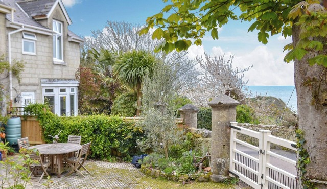 3 bedroom accommodation in St Lawrence