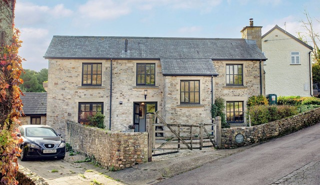 3 bedroom accommodation in Branscombe