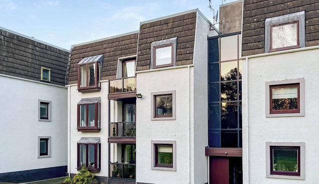 3 bedroom accommodation in Gleneagles