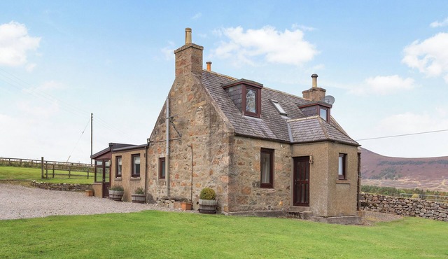 3 bedroom accommodation in Glenrinnes