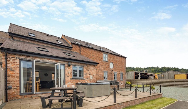 3 bedroom accommodation in Trevor, near Llangollen