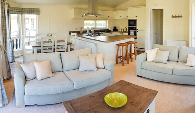 3 bedroom accommodation in Monkton, Nr Ramsgate