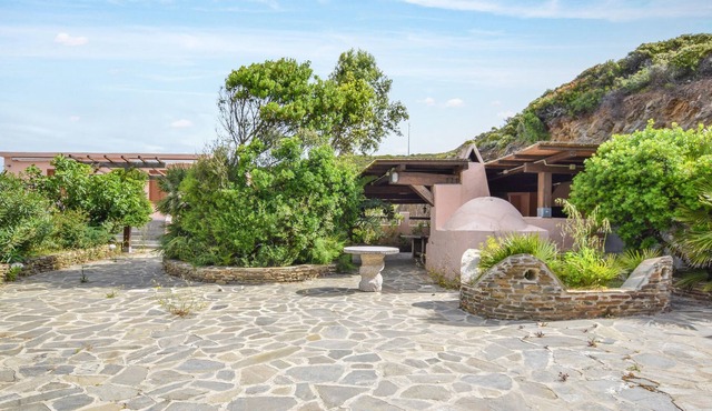 3 bedroom accommodation in Argentiera