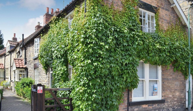 3 bedroom accommodation in Thornton-le-Dale, near Pickering