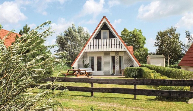 3 bedroom accommodation in Den Oever