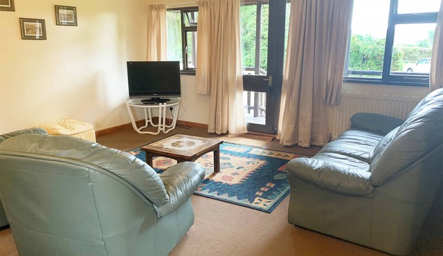 3 bedroom accommodation in Bromham