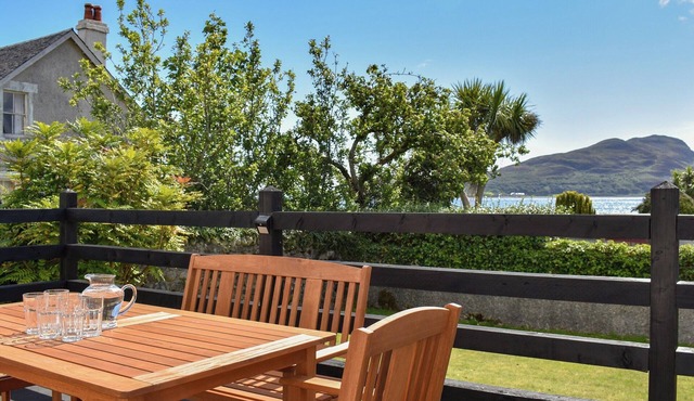 3 bedroom accommodation in Lamlash