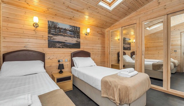 3 bedroom accommodation in Leiston