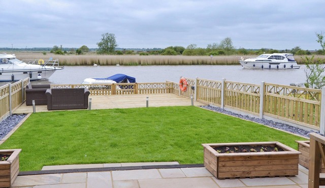 3 bedroom accommodation in Reedham, near Brundall