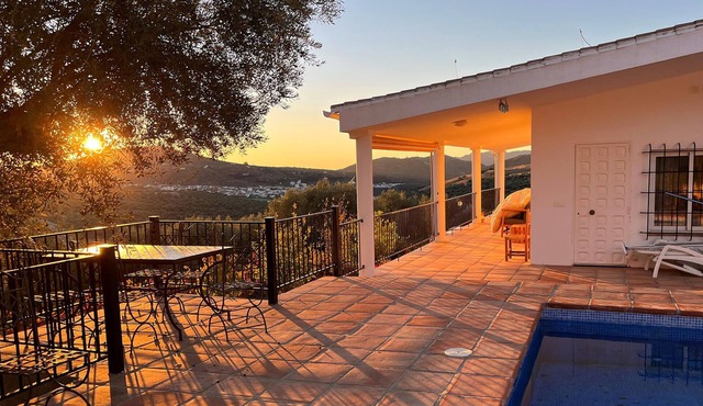 3 bedroom accommodation in Malaga