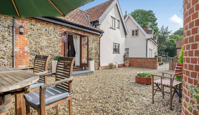 3 bedroom accommodation in Banham