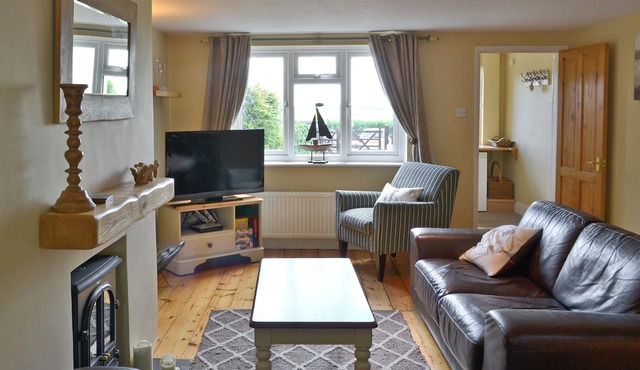 3 bedroom accommodation in Reedham, near Acle