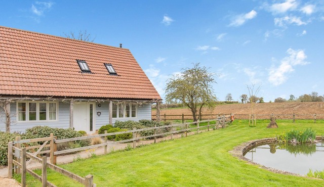 3 bedroom accommodation in Beckington, near Frome