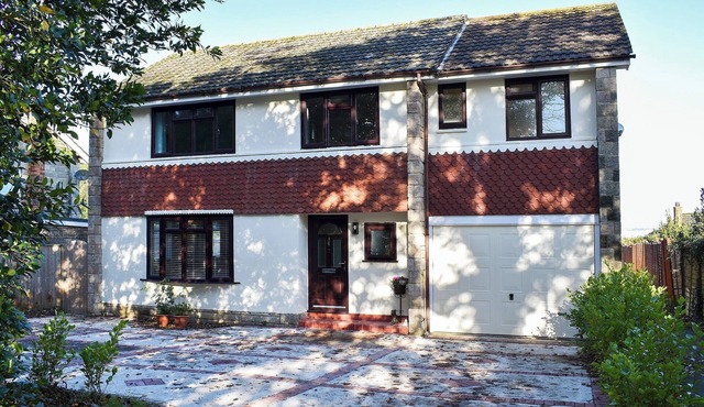 3 bedroom accommodation in Ryde