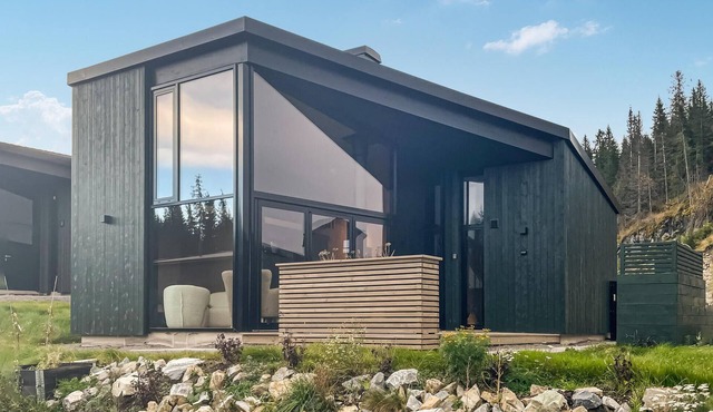 3 bedroom accommodation in Grua