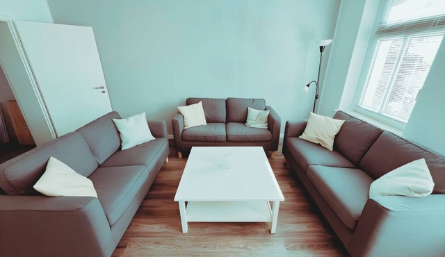 3-bedroom apartment close to the city
