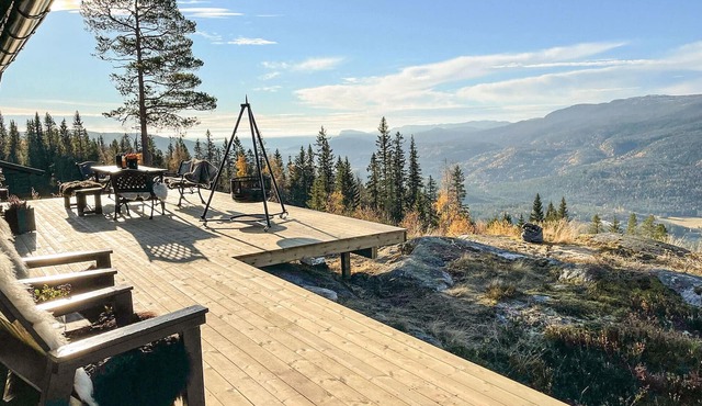3 bedroom awesome home in Eggedal