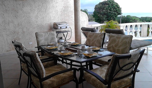 3 Bedroom Barbados beach villa-Ocean Views! Private pool, Wifi, A/C, Relaxation