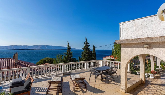 3 bedroom beautiful home in Senj