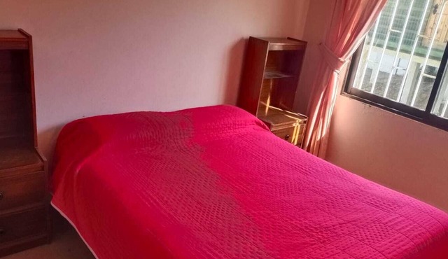 3-bedroom bed & breakfast in charming El Quisco with WiFi