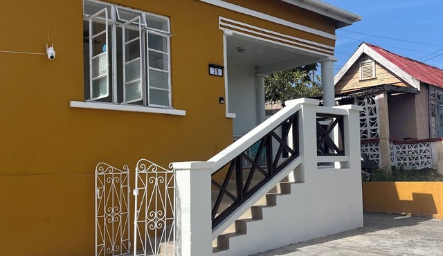 3 Bedroom Bungalow near Miami Beach and Oistins, close to all amenities.