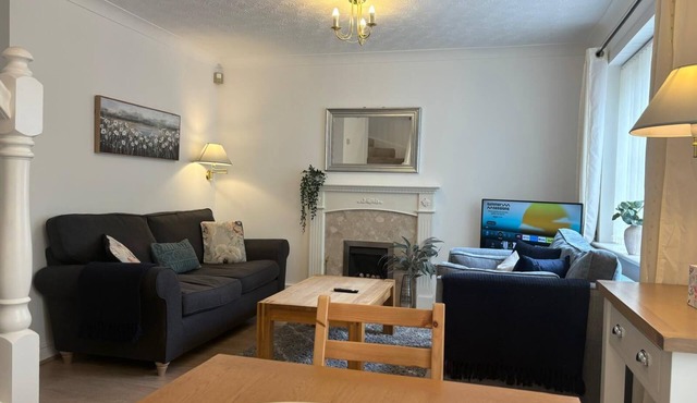 3 Bedroom House with Garden